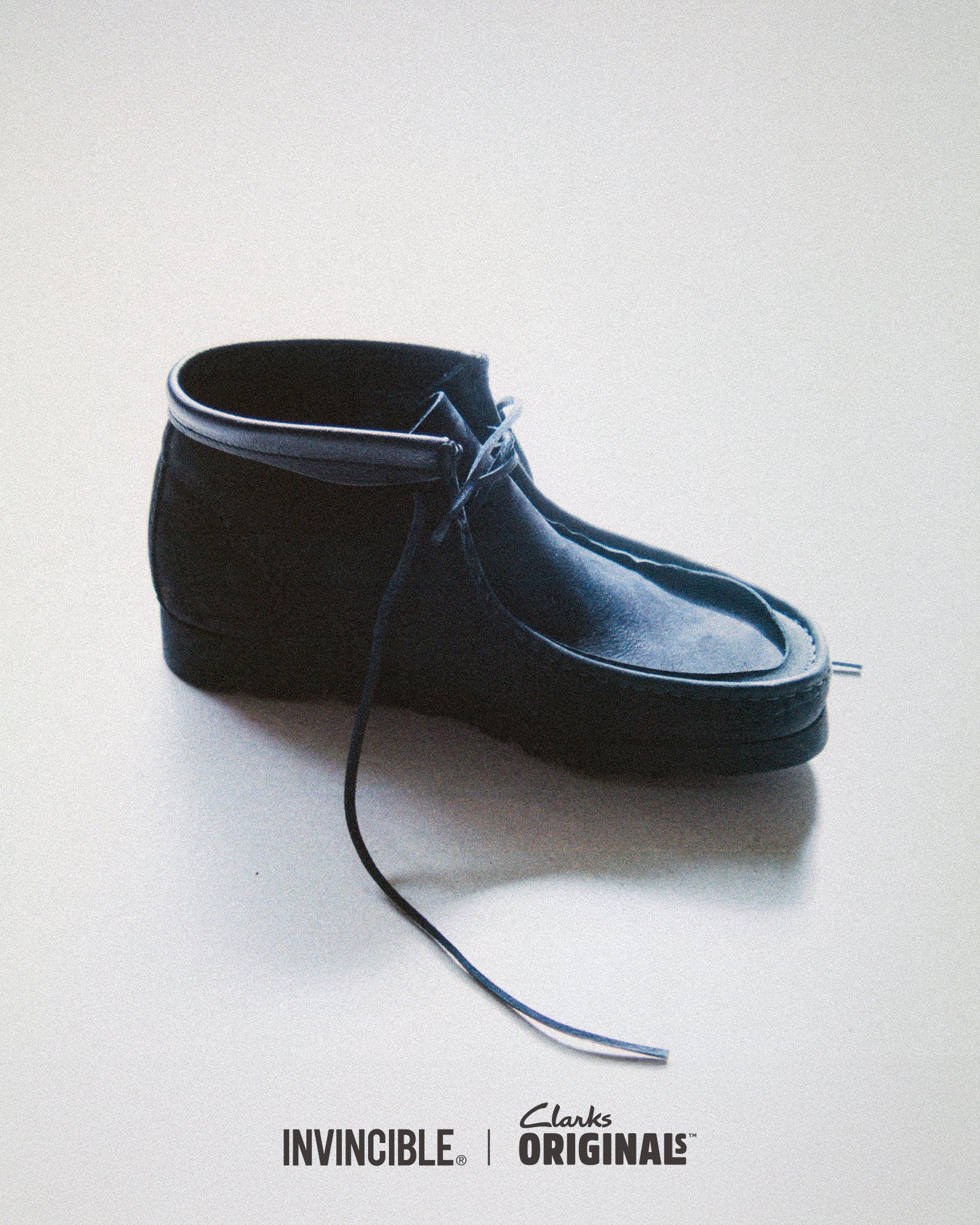 未使用　Clarks INVINCIBLE　コラボ　ワラビー ブーツ　リイマジン STORY - INVINCIBLE® x CLARKS ORIGINALS “Wallabee Reimagined