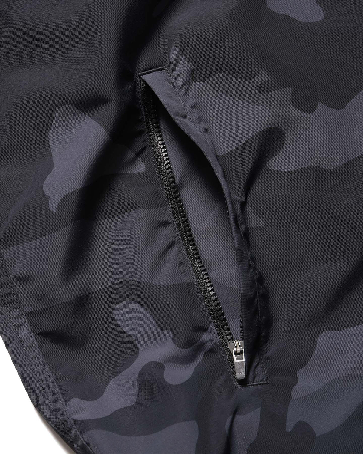 SUPPLEX NYLON HOODED BLOUSON