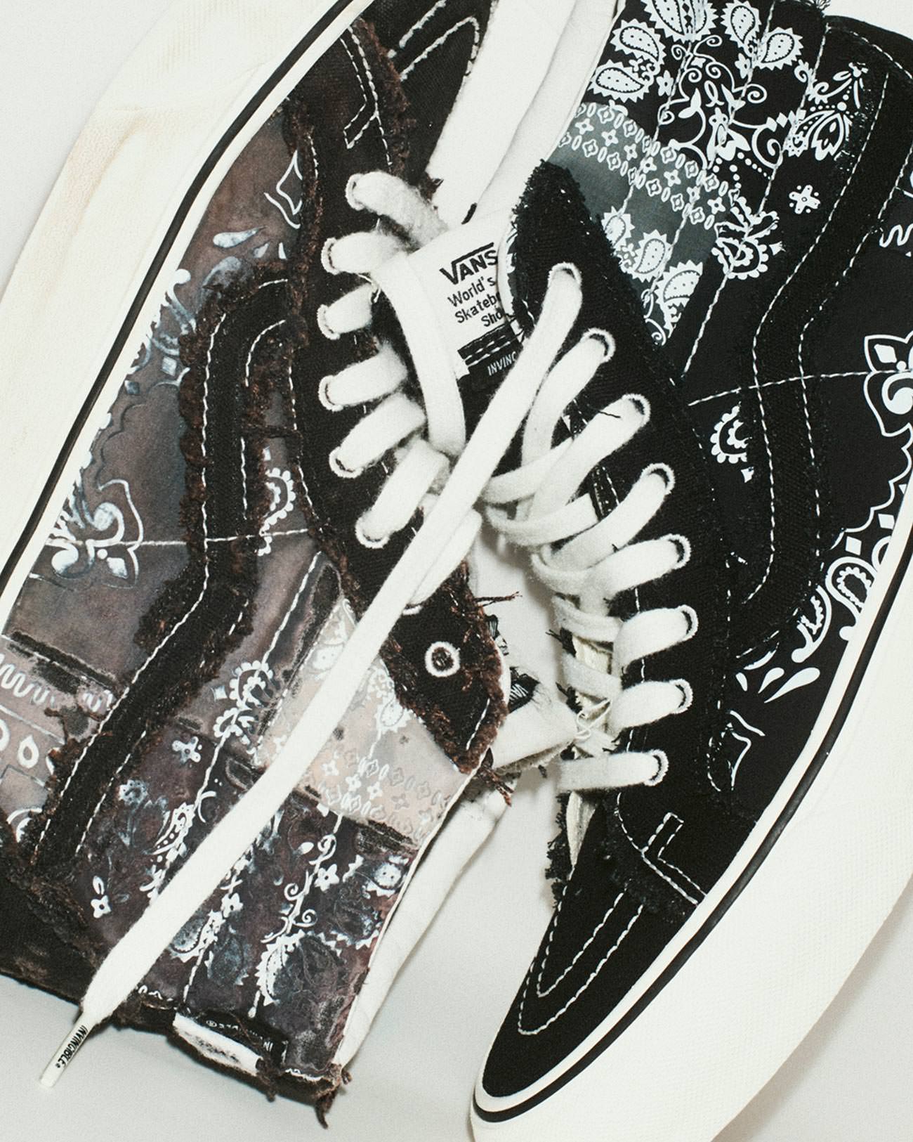 【希少】VANS VAULT × INVINCIBLE オーセンティック 27 STORY - INVINCIBLE® x Vault by Vans 2023 – INVINCIBLE | Official